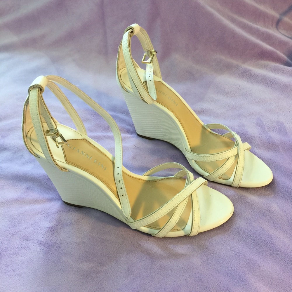 Beautiful wedge heels!